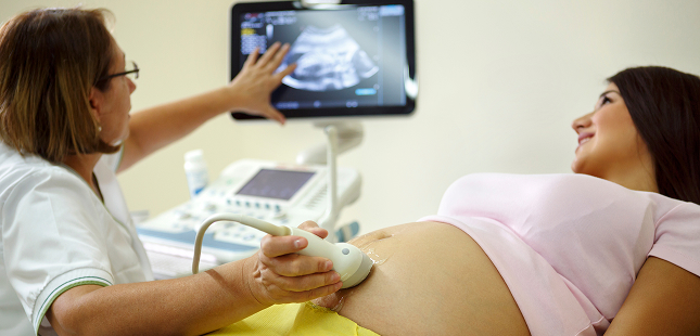 Referencia médica posparto para obstetras y guarderos de recién nacidos