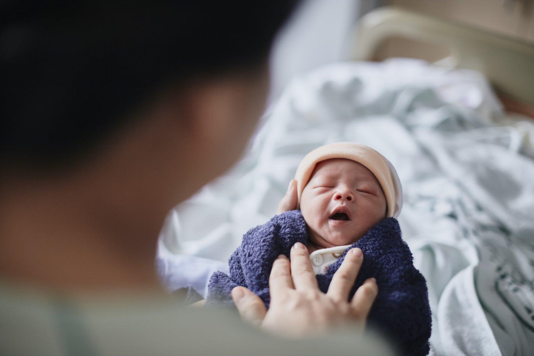 what-to-expect-from-your-newborn_baby-sleeping